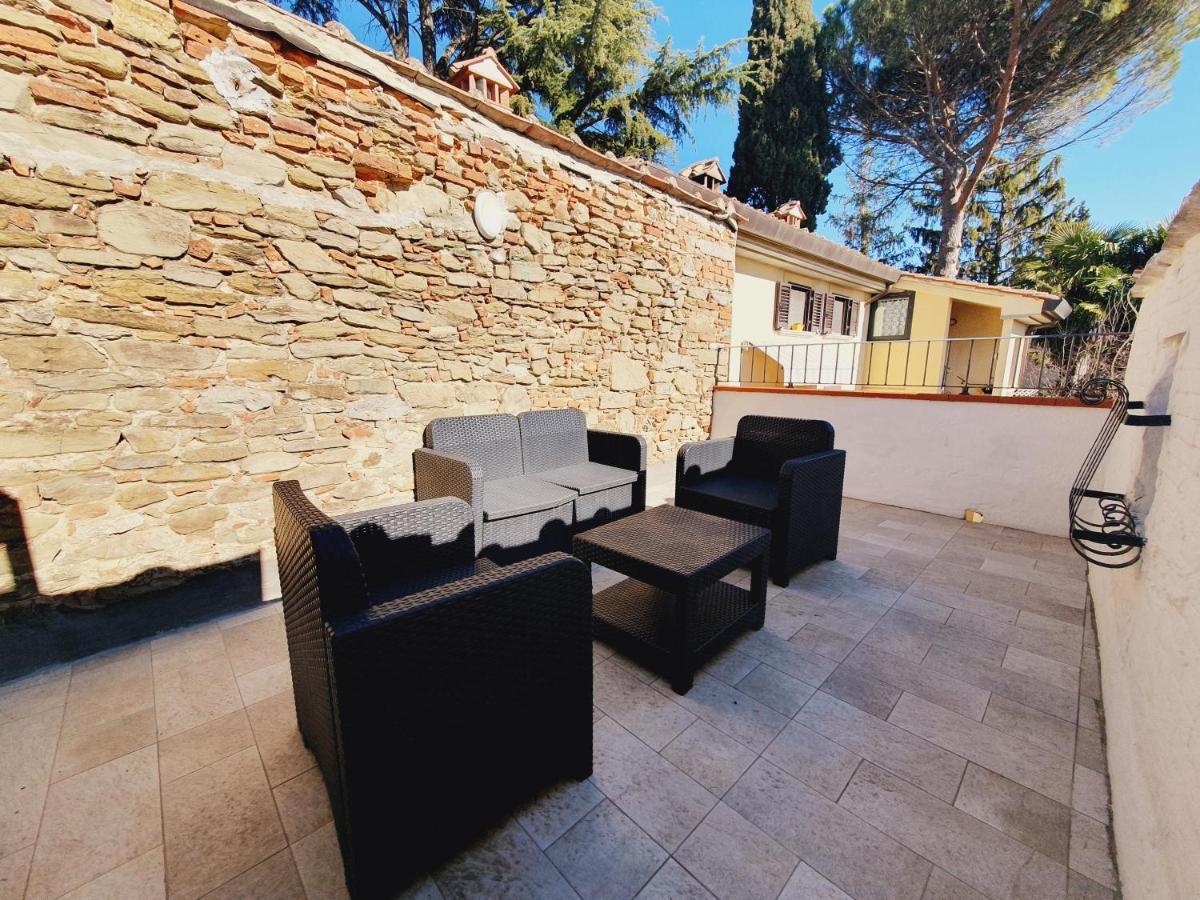 Allegra Toscana - Affittacamere Guest House Arezzo Bagian luar foto