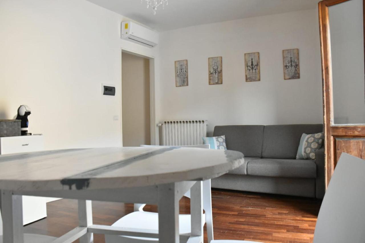 Allegra Toscana - Affittacamere Guest House Arezzo Bagian luar foto