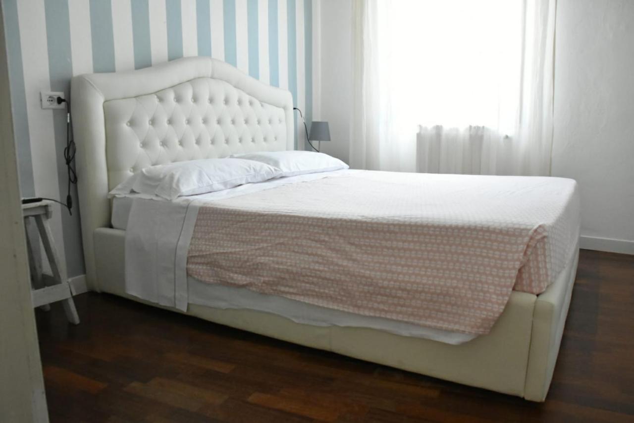 Allegra Toscana - Affittacamere Guest House Arezzo Bagian luar foto